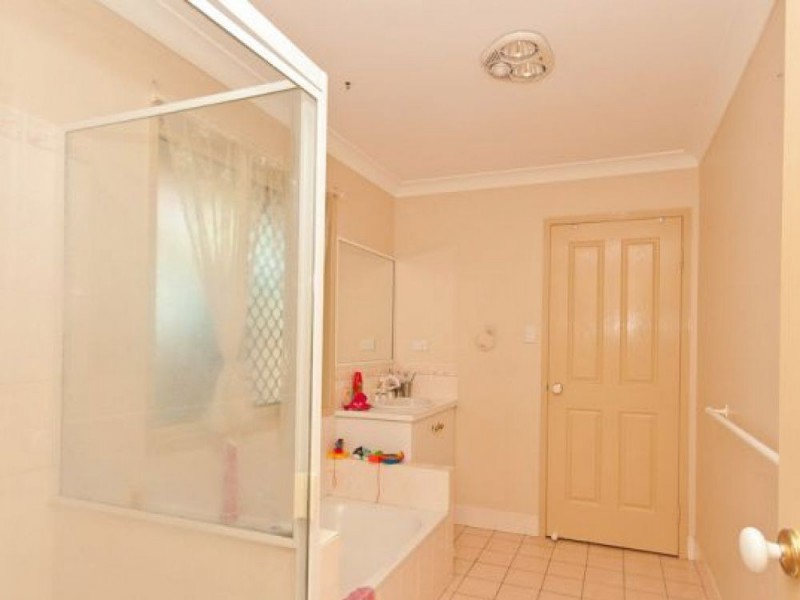 6 Dover Court, Burpengary QLD 4505