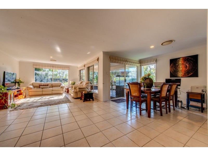 7 Unley Place, Forest Lake QLD 4078