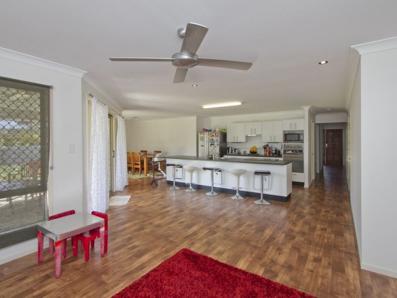 26 Northfield Place, Elimbah QLD 4516