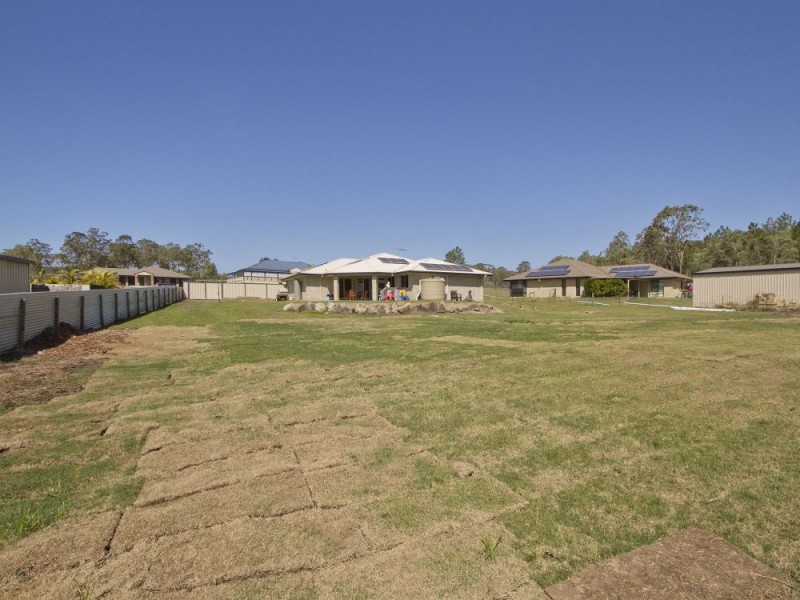 26 Northfield Place, Elimbah QLD 4516