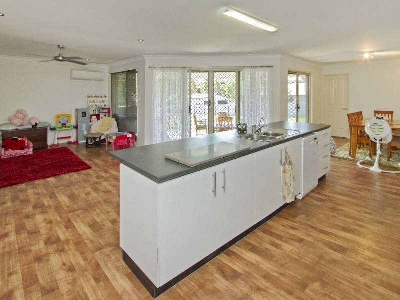 26 Northfield Place, Elimbah QLD 4516