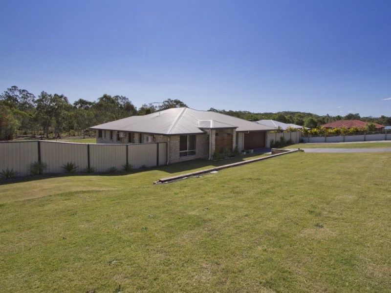26 Northfield Place, Elimbah QLD 4516