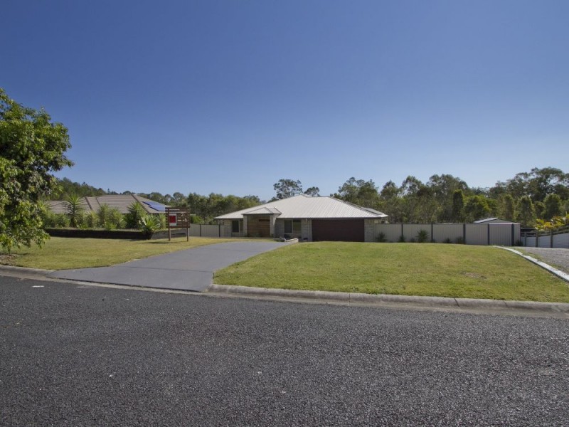 26 Northfield Place, Elimbah QLD 4516