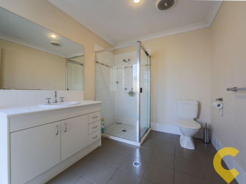 36 Silver Gull St, Coomera QLD 4209