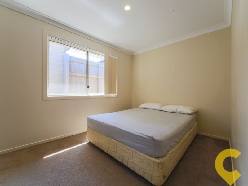 36 Silver Gull St, Coomera QLD 4209