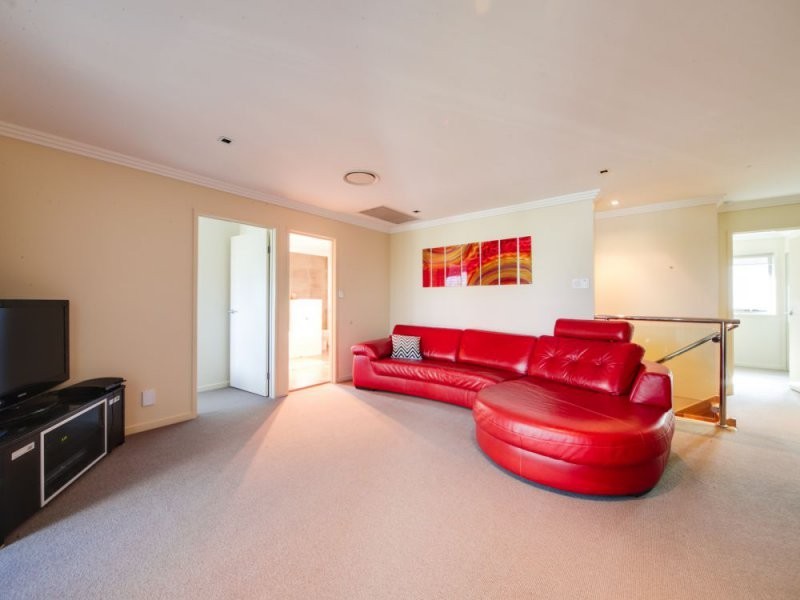 1/3 Mal Burke Street, Southport QLD 4215