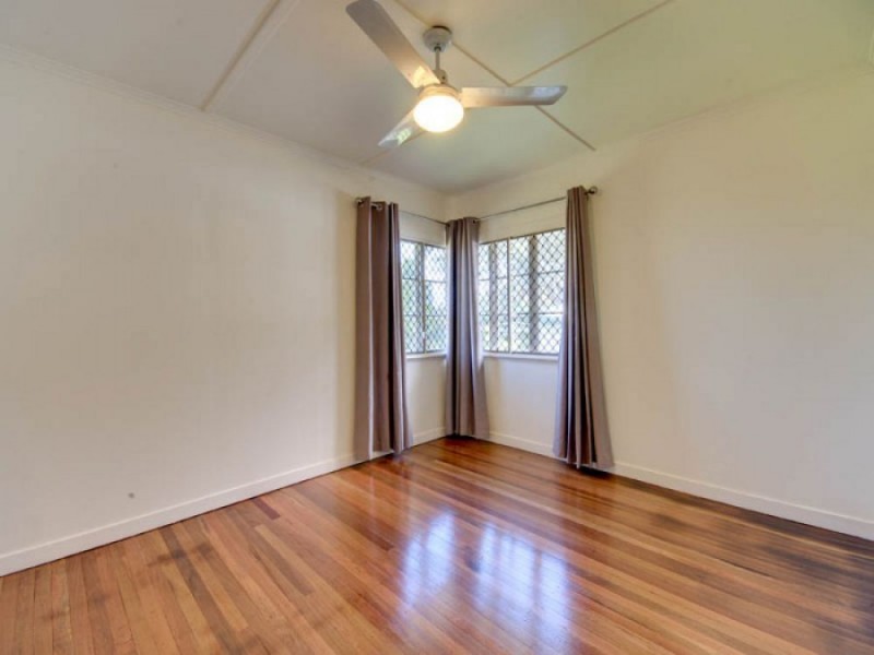 20 Allowrie Street, Stafford QLD 4053