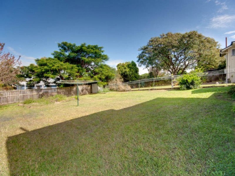 20 Allowrie Street, Stafford QLD 4053