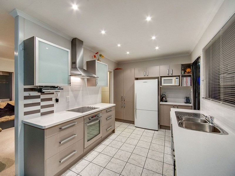 16 Casula Street, Arana Hills QLD 4054