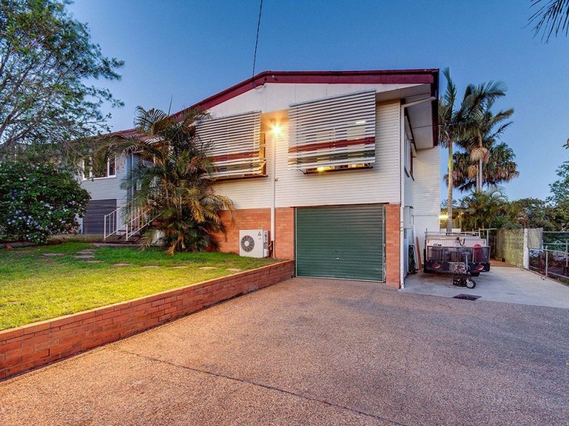 16 Casula Street, Arana Hills QLD 4054