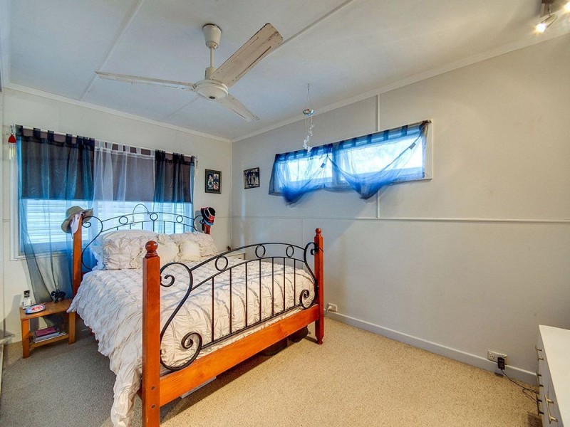 16 Casula Street, Arana Hills QLD 4054