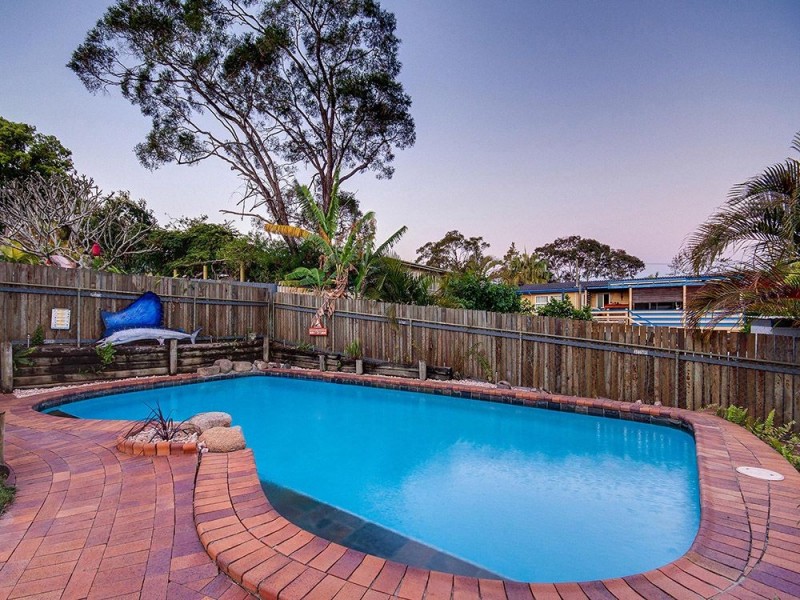 16 Casula Street, Arana Hills QLD 4054