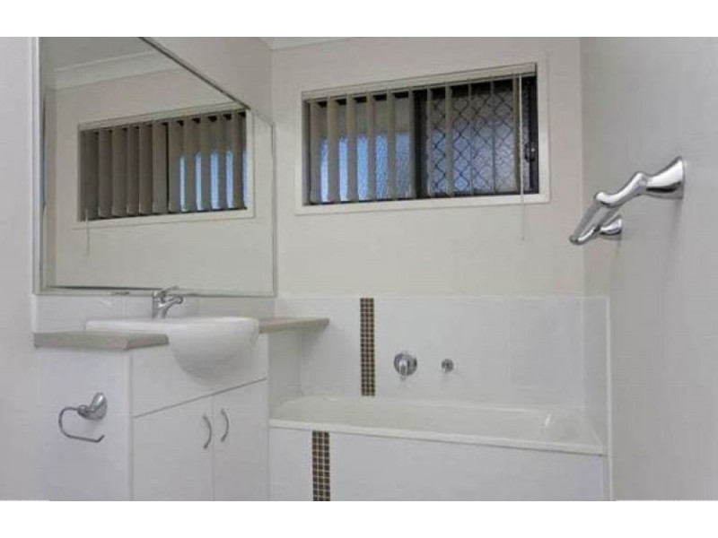 130 Rockfield Road, Doolandella QLD 4077