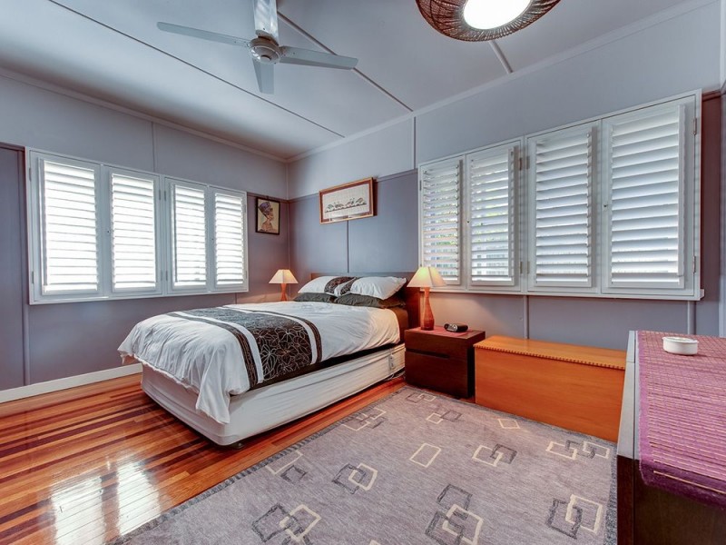 71 Foxglove Street, Mount Gravatt East QLD 4122