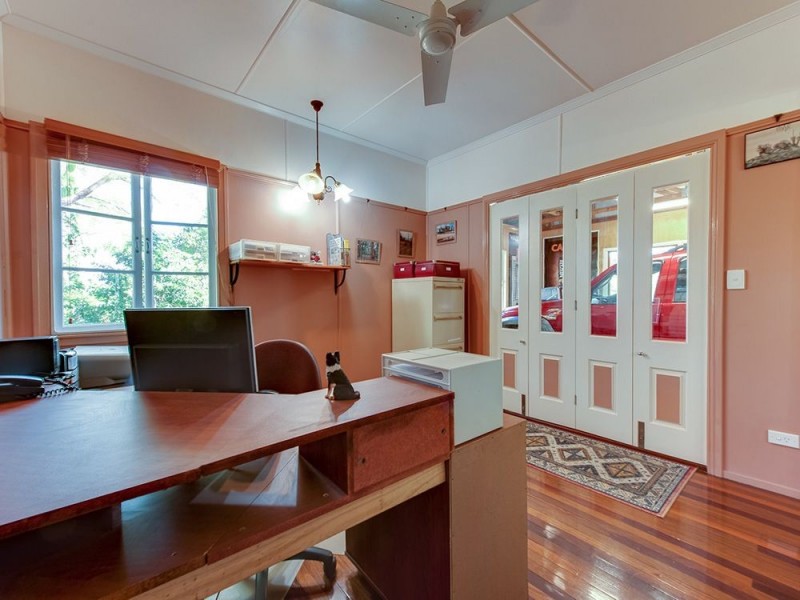 71 Foxglove Street, Mount Gravatt East QLD 4122