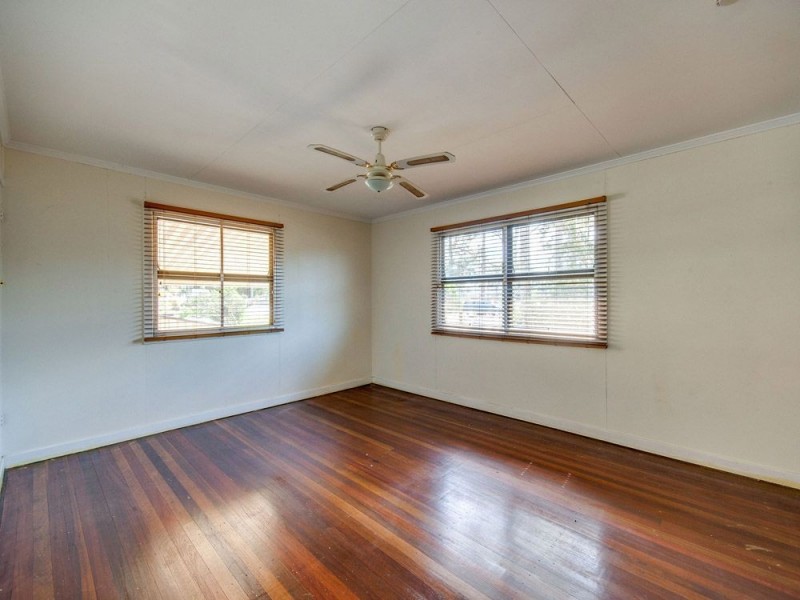 10 Buckby St, Strathpine QLD 4500