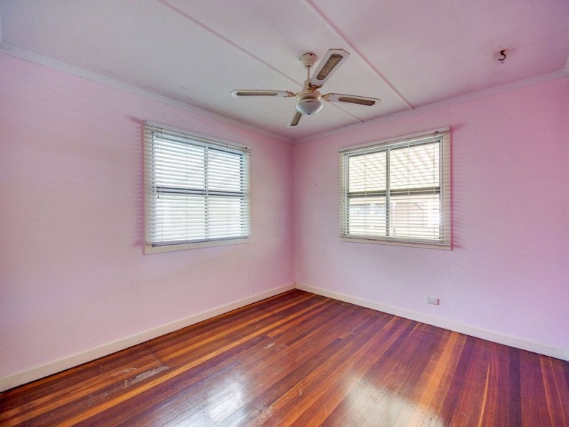 10 Buckby St, Strathpine QLD 4500