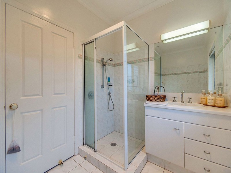 27 Constellation Crescent, Bridgeman Downs QLD 4035