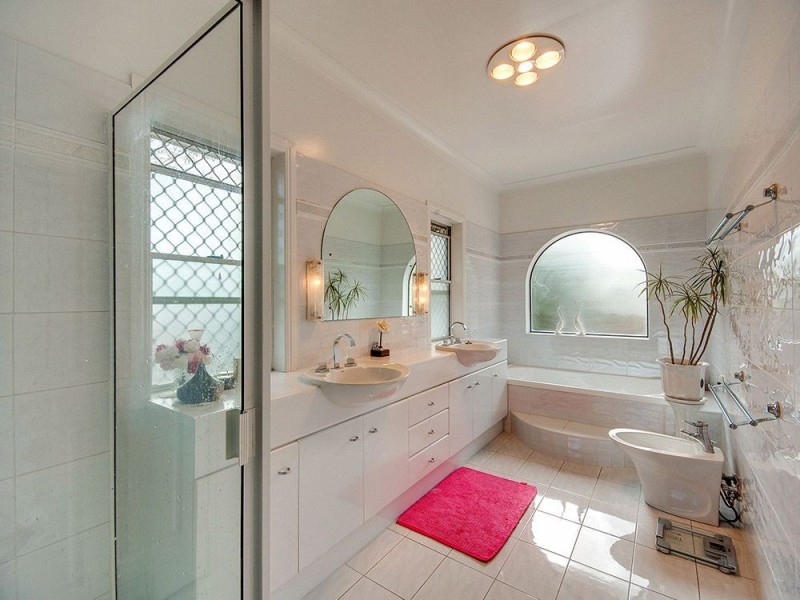 27 Constellation Crescent, Bridgeman Downs QLD 4035