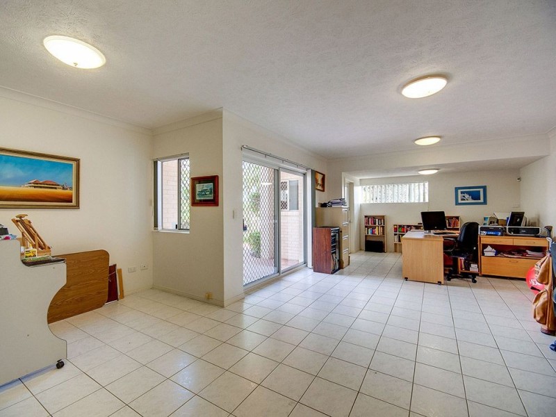 27 Constellation Crescent, Bridgeman Downs QLD 4035