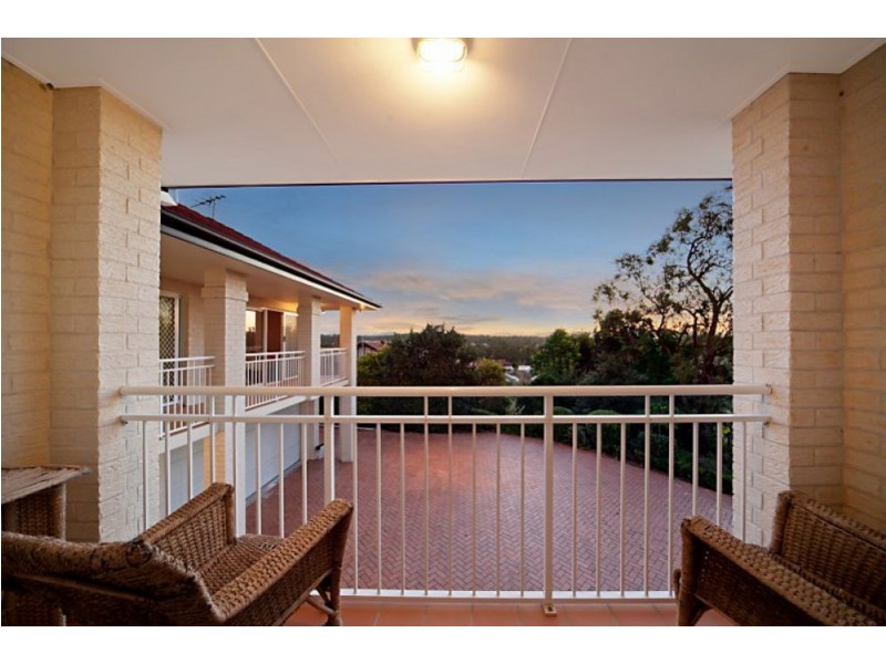 27 Constellation Crescent, Bridgeman Downs QLD 4035