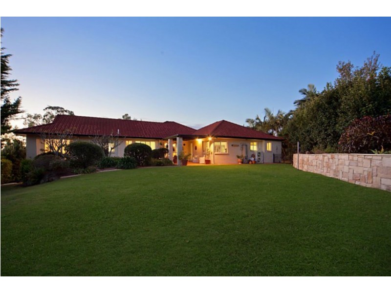 27 Constellation Crescent, Bridgeman Downs QLD 4035