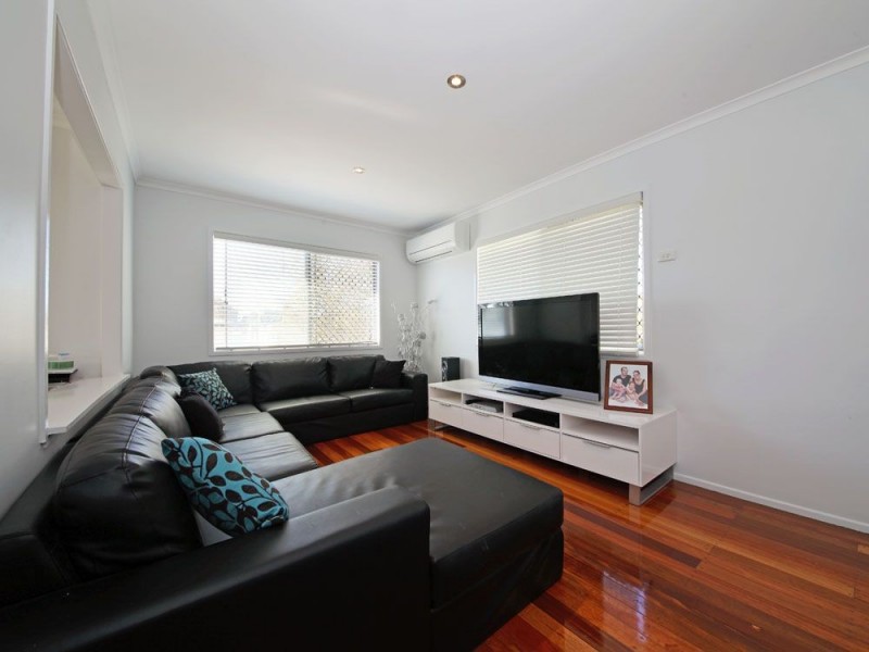 84 Windsor Place, Deception Bay QLD 4508
