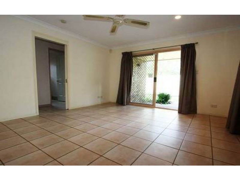 60 Serrata Circuit, Forest Lake QLD 4078