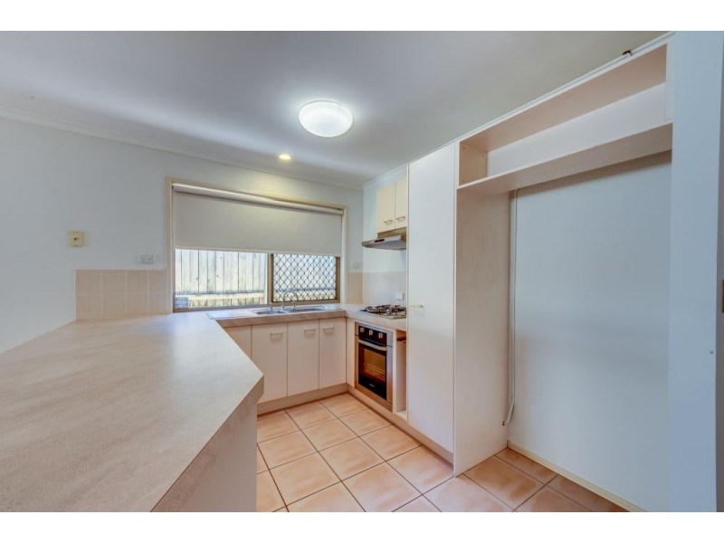 2 Victoria Close, Forest Lake QLD 4078