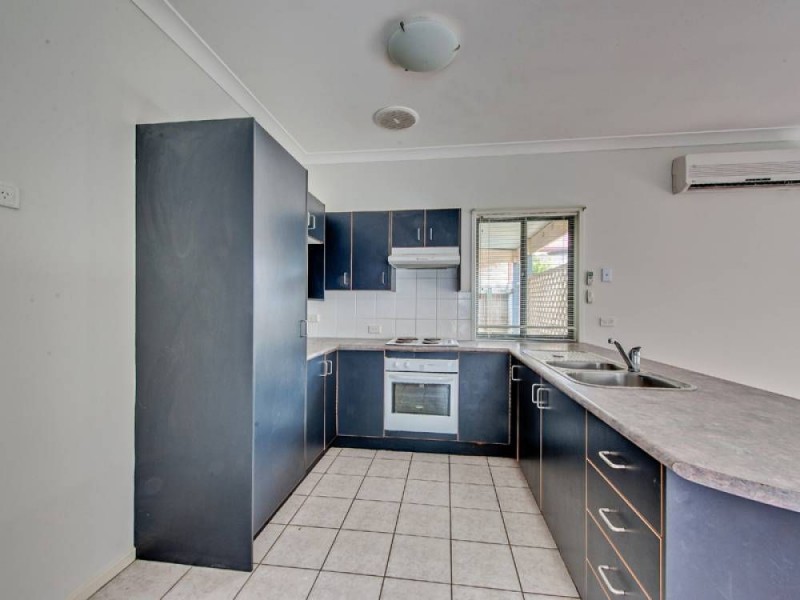 32 Eden Crescent, Springfield Lakes QLD 4300