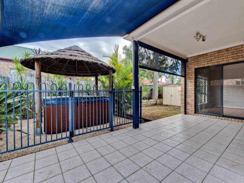32 Eden Crescent, Springfield Lakes QLD 4300