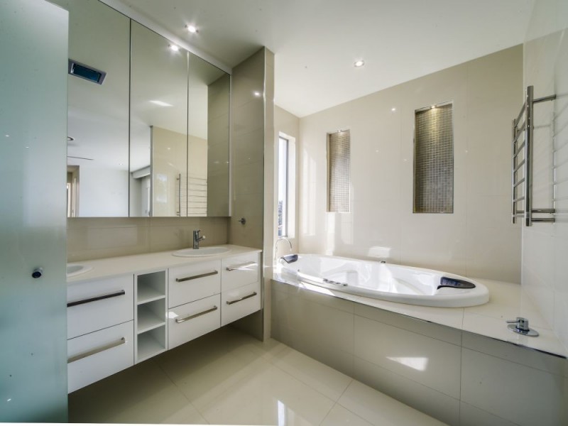 11a/131 Morala Avenue, Runaway Bay QLD 4216