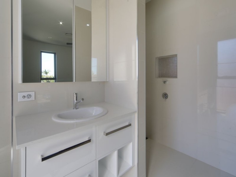 11a/131 Morala Avenue, Runaway Bay QLD 4216