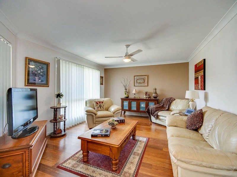 6 Katelyn Court, Cashmere QLD 4500