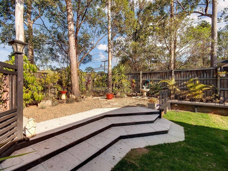 6 Katelyn Court, Cashmere QLD 4500