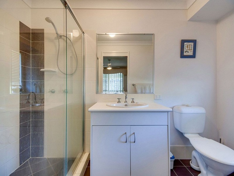 6 Katelyn Court, Cashmere QLD 4500