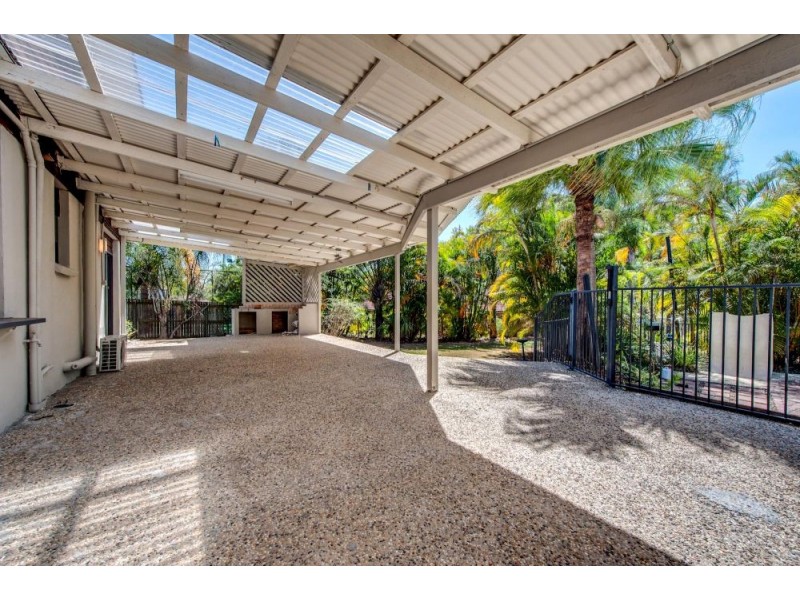 372 Old Logan Road, Camira QLD 4300