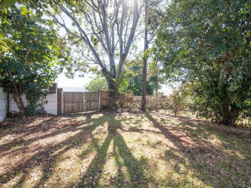 12 Ekibin Road, Annerley QLD 4103