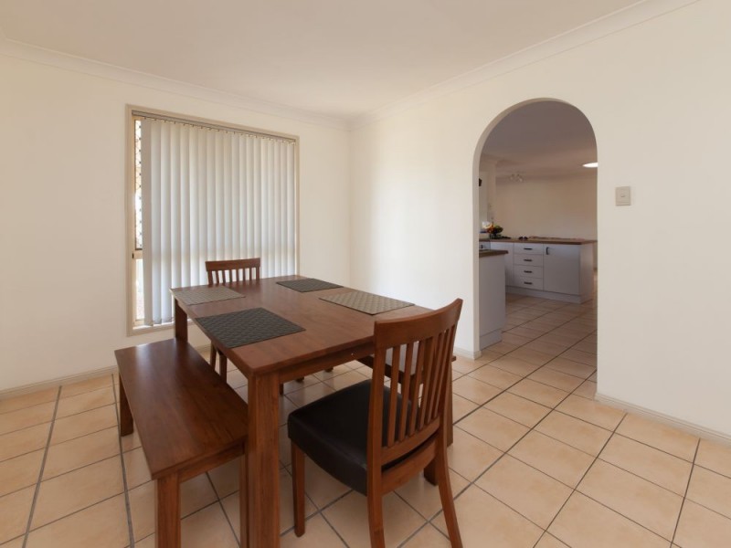 317 Wondall Road, Wynnum West QLD 4178