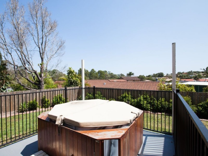 317 Wondall Road, Wynnum West QLD 4178