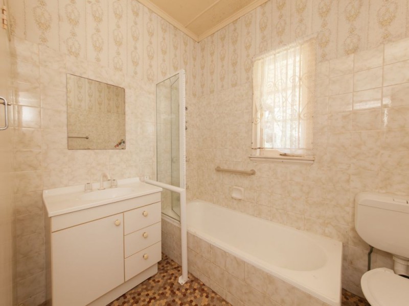 49 Elizabeth Street, Toowong QLD 4066