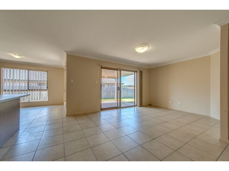 16 Serenity Court, Crestmead QLD 4132