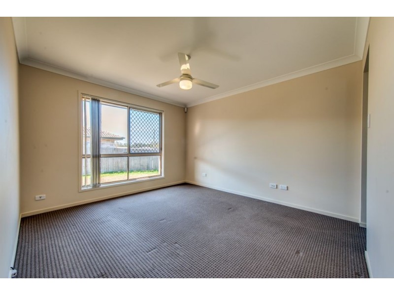 16 Serenity Court, Crestmead QLD 4132