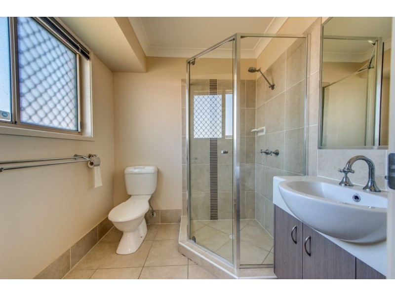 16 Serenity Court, Crestmead QLD 4132