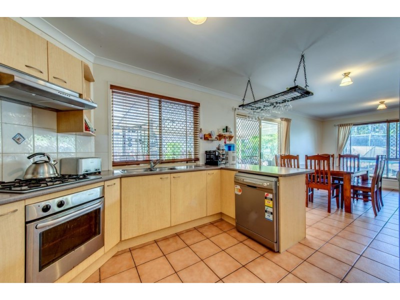 32 Gibbs Avenue, Collingwood Park QLD 4301