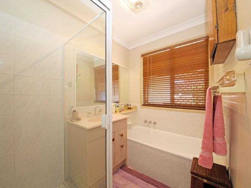 7 Cook Avenue, Caboolture South QLD 4510