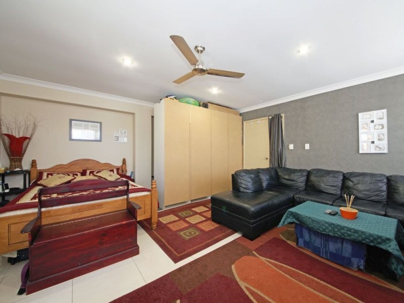 7 Cook Avenue, Caboolture South QLD 4510