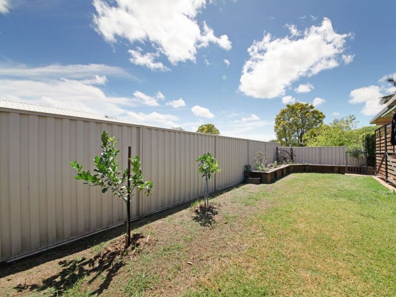 7 Cook Avenue, Caboolture South QLD 4510