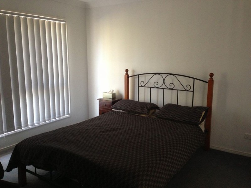 16 Dandenong Street, Forest Lake QLD 4078