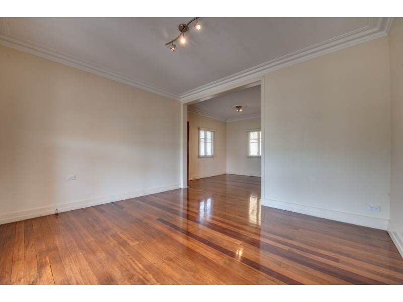 85 Stafford Street, Booval QLD 4304